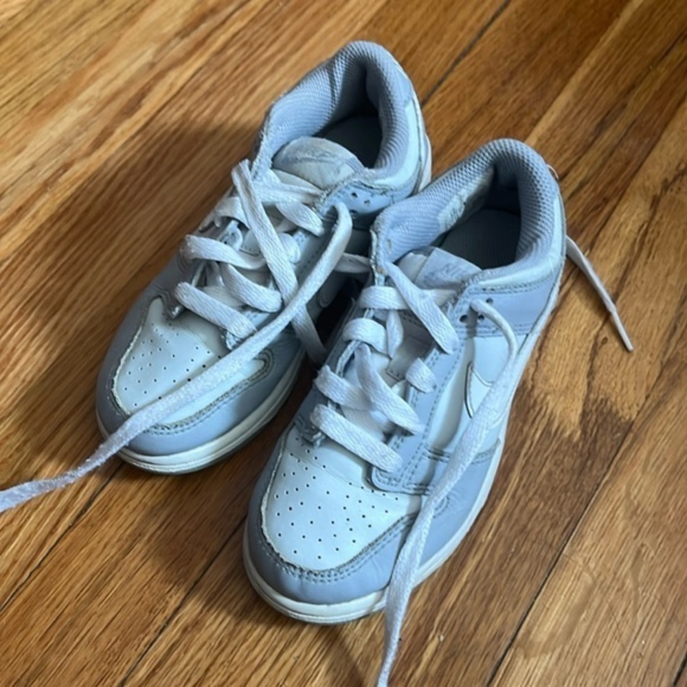Nike grey and white low dunks 13C great used condition.